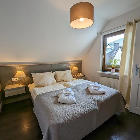 מלון Weinhotel St. Stephanus