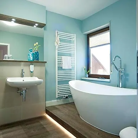 Weinhotel St. Stephanus 4* זלטינגן-רכטינג