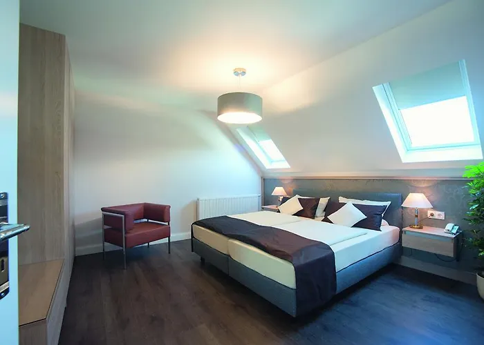 Weinhotel St. Stephanus 4* 젤틴겐라티그